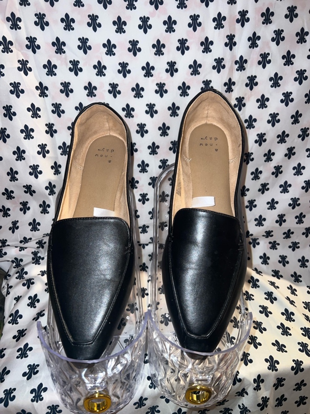 New a dayClassic Black Women’s Loafers - Unbranded